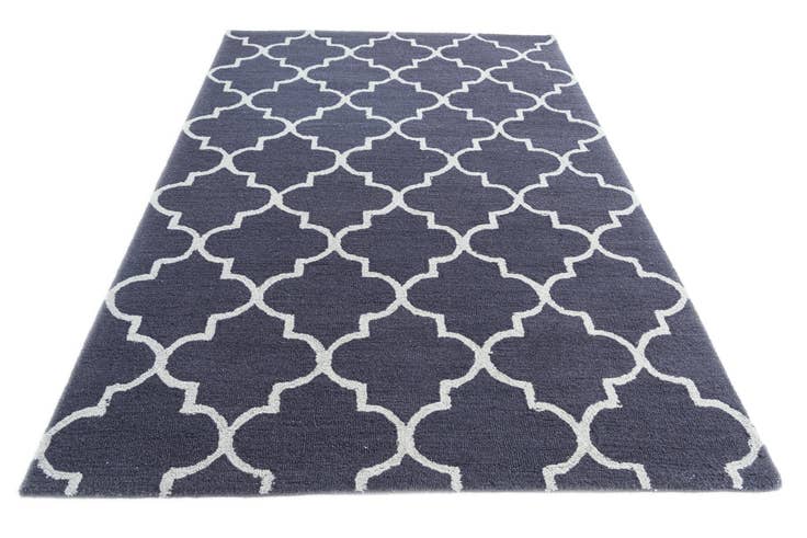 Detail image of 5' 1 x 8' Luna Rug
