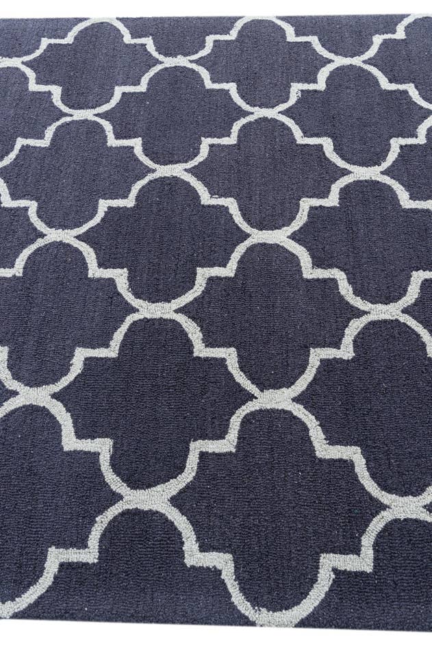 Detail image of 5' 1 x 8' Luna Rug