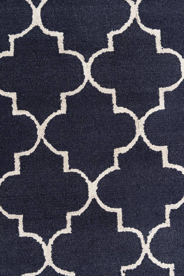 Detail image of 5' 1 x 8' 1 Luna Rug