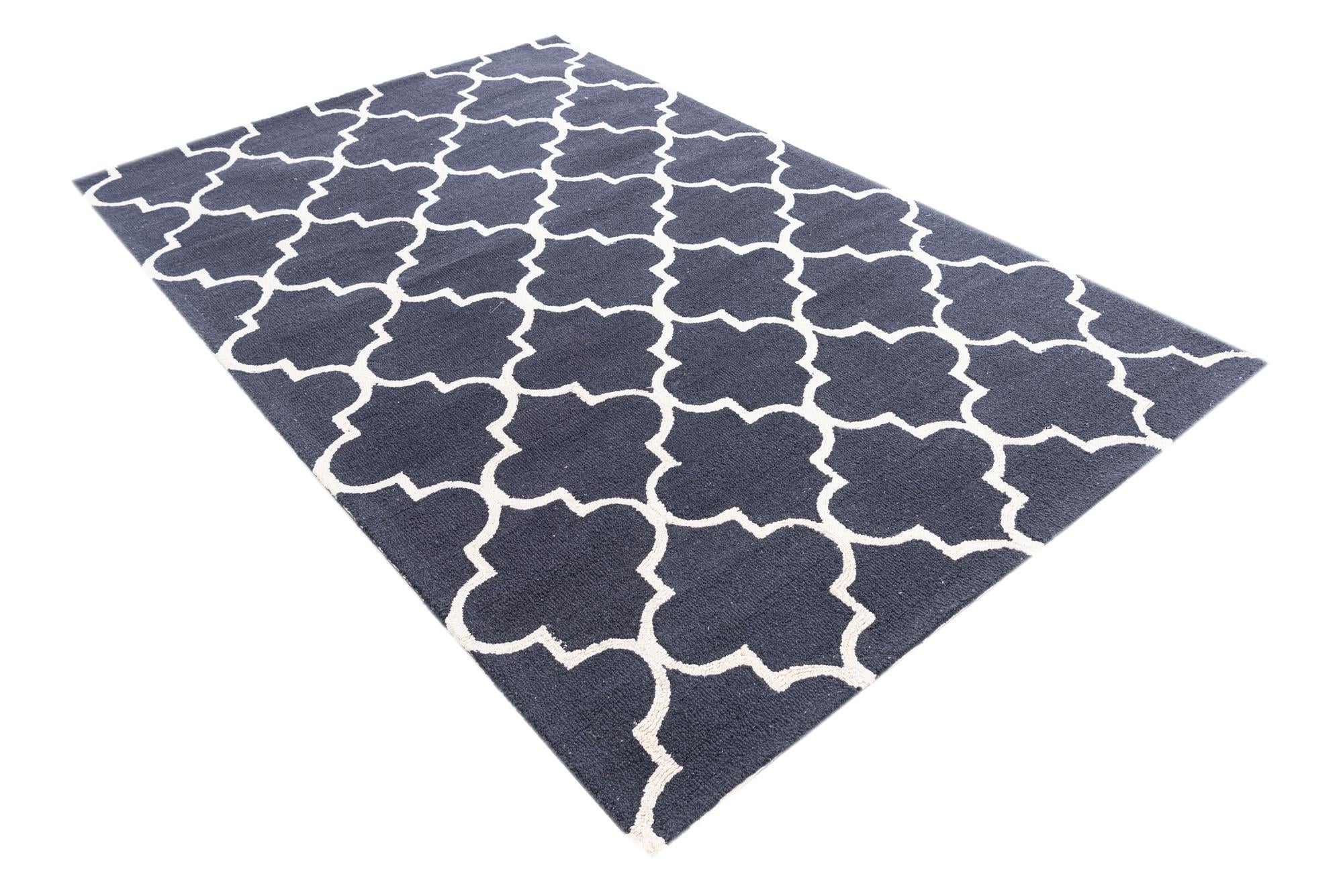 5' 1 x 8' Luna Rug