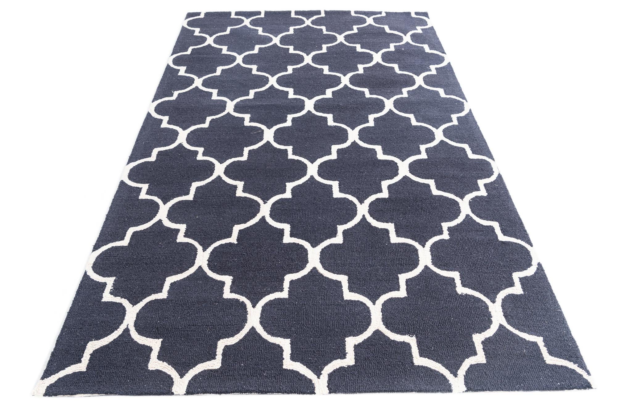 5' 1 x 8' Luna Rug