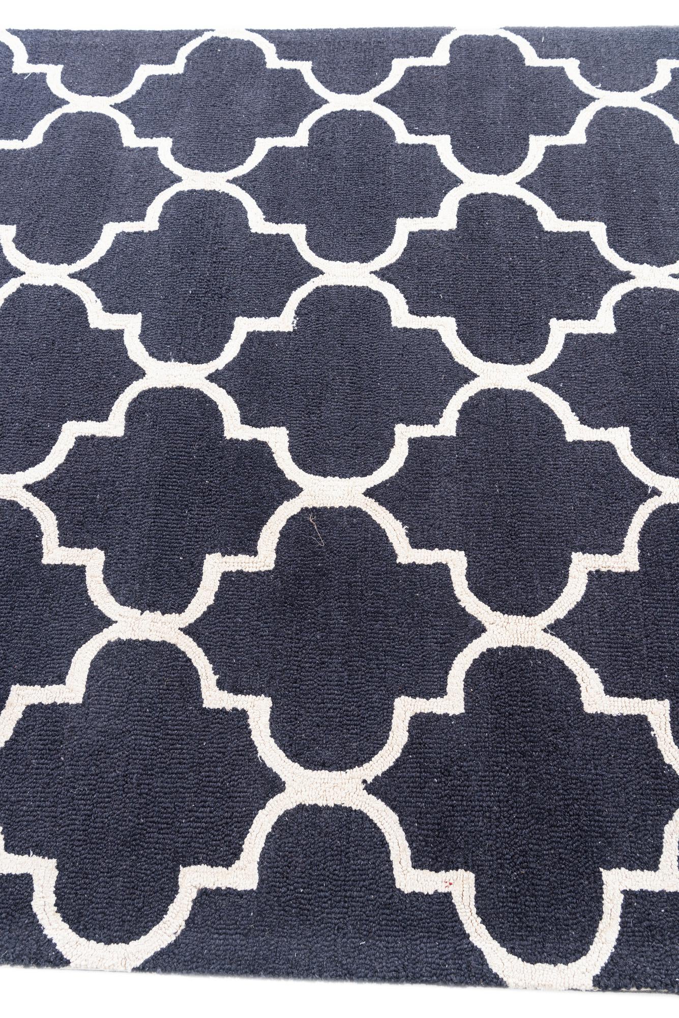 5' 1 x 8' Luna Rug