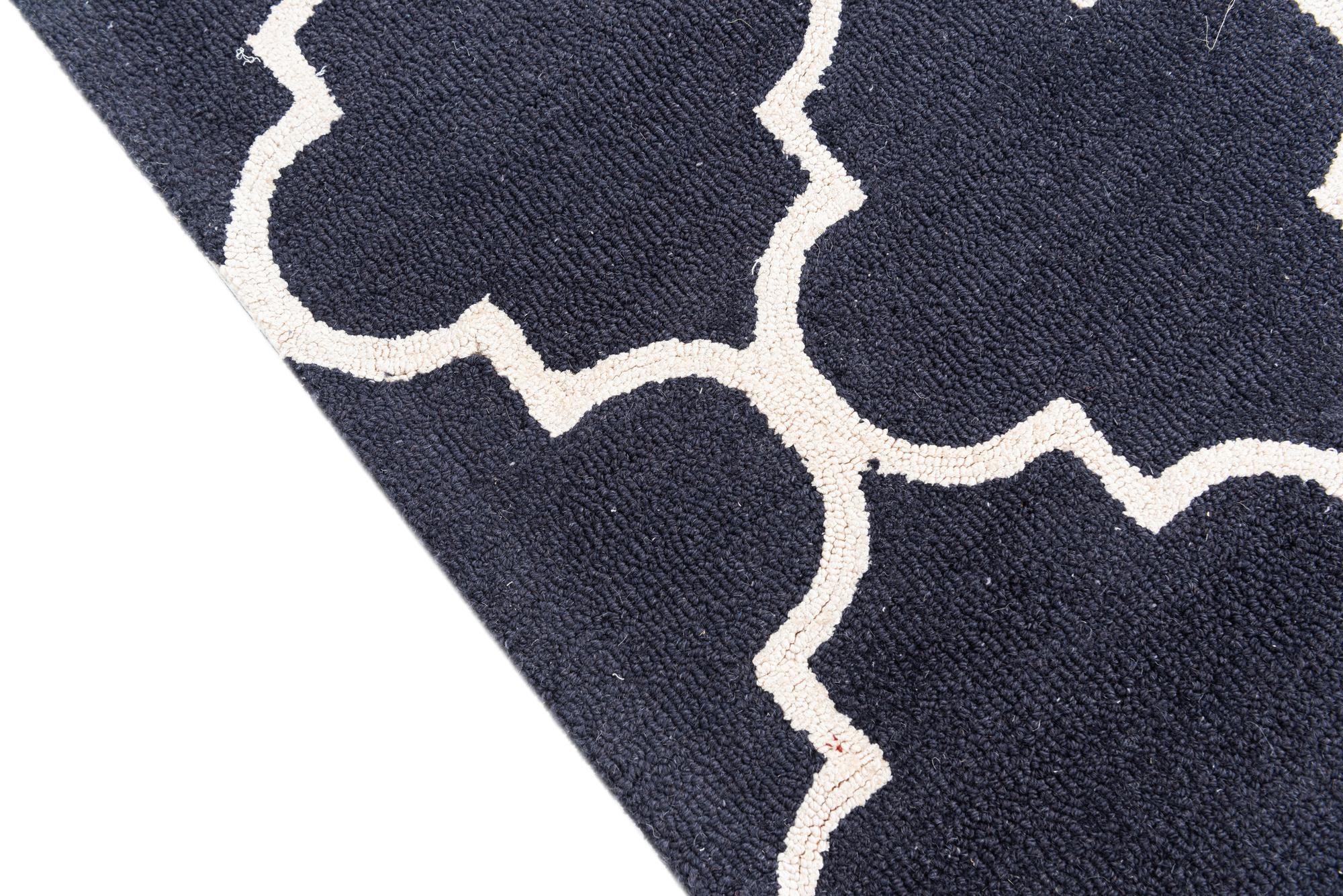 5' 1 x 8' Luna Rug