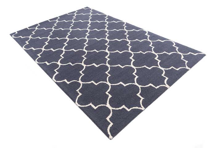 5' 1 x 8' Luna Rug