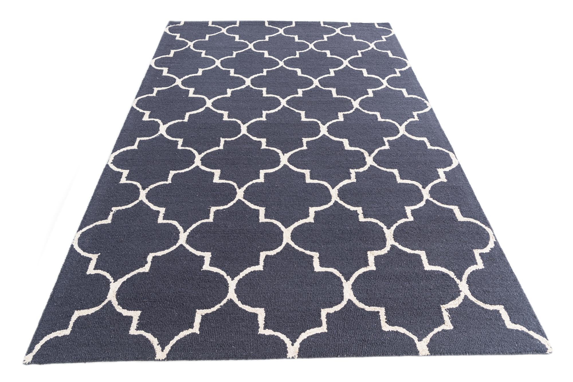 5' 1 x 8' Luna Rug
