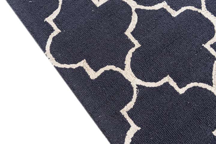 5' 1 x 8' Luna Rug