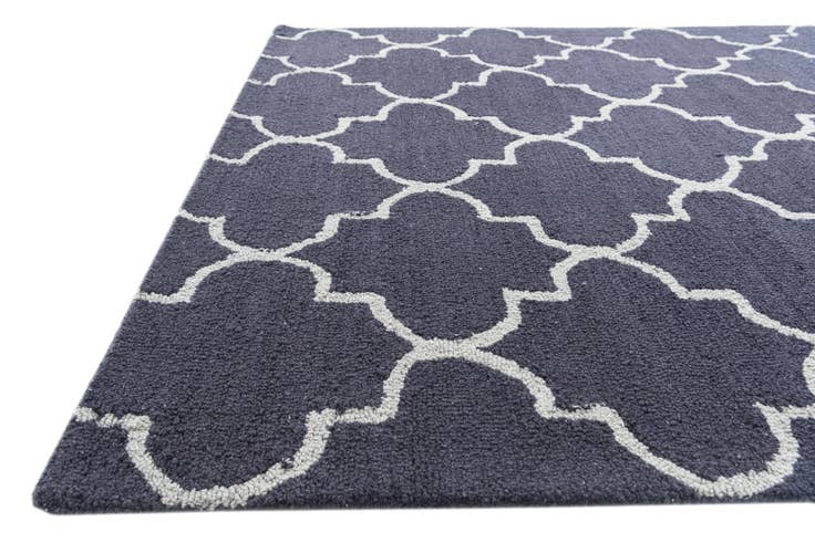 Detail image of 5' x 8' Luna Rug