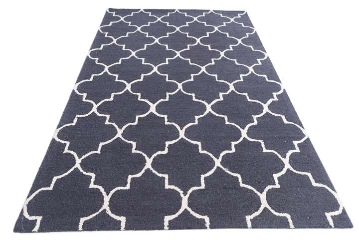 5' 1 x 8' Luna Rug