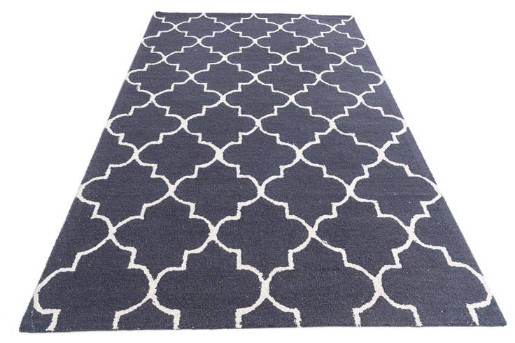 Detail image of 5' 1 x 8' Luna Rug