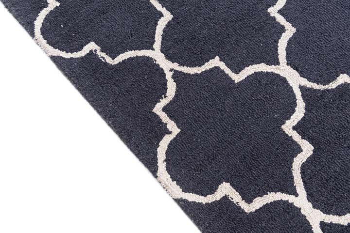5' 1 x 8' Luna Rug