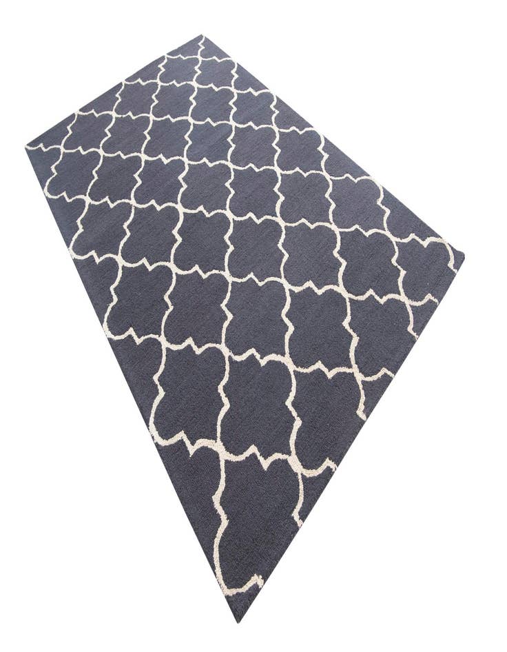 Detail image of 5' 1 x 8' Luna Rug