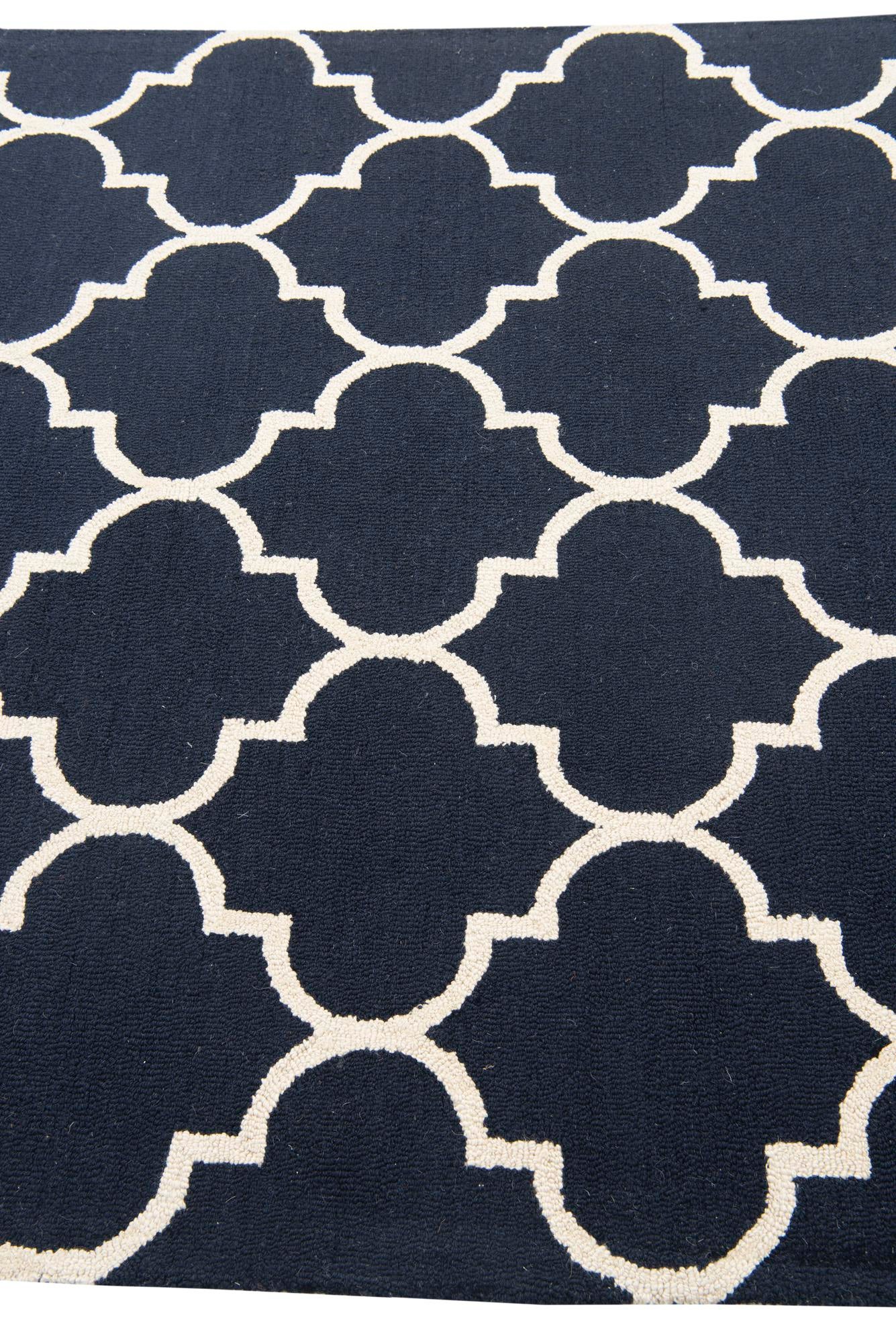 5' 1 x 8' Luna Rug
