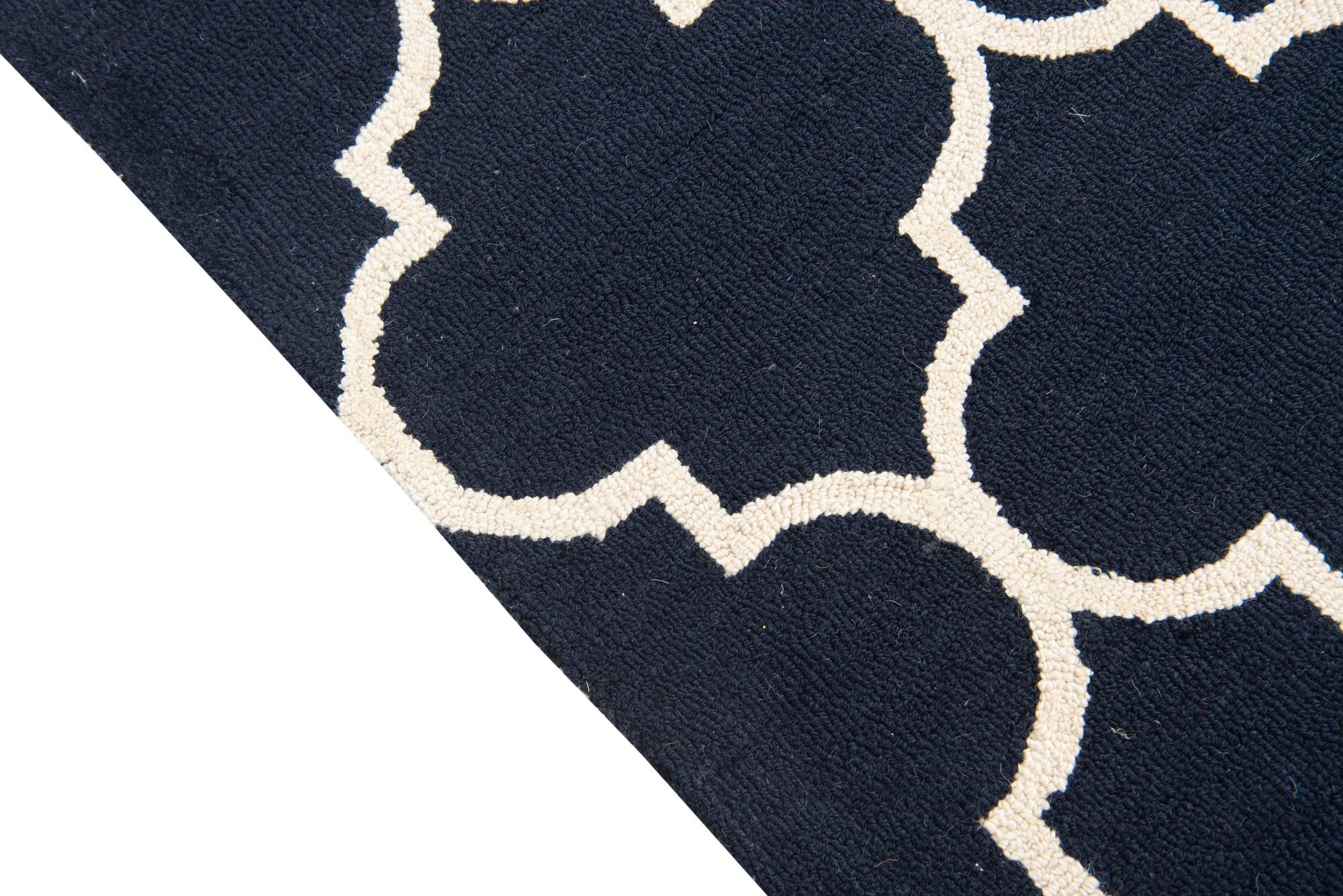 5' 1 x 8' Luna Rug
