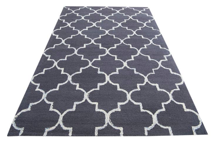 Detail image of 5' 1 x 8' Luna Rug