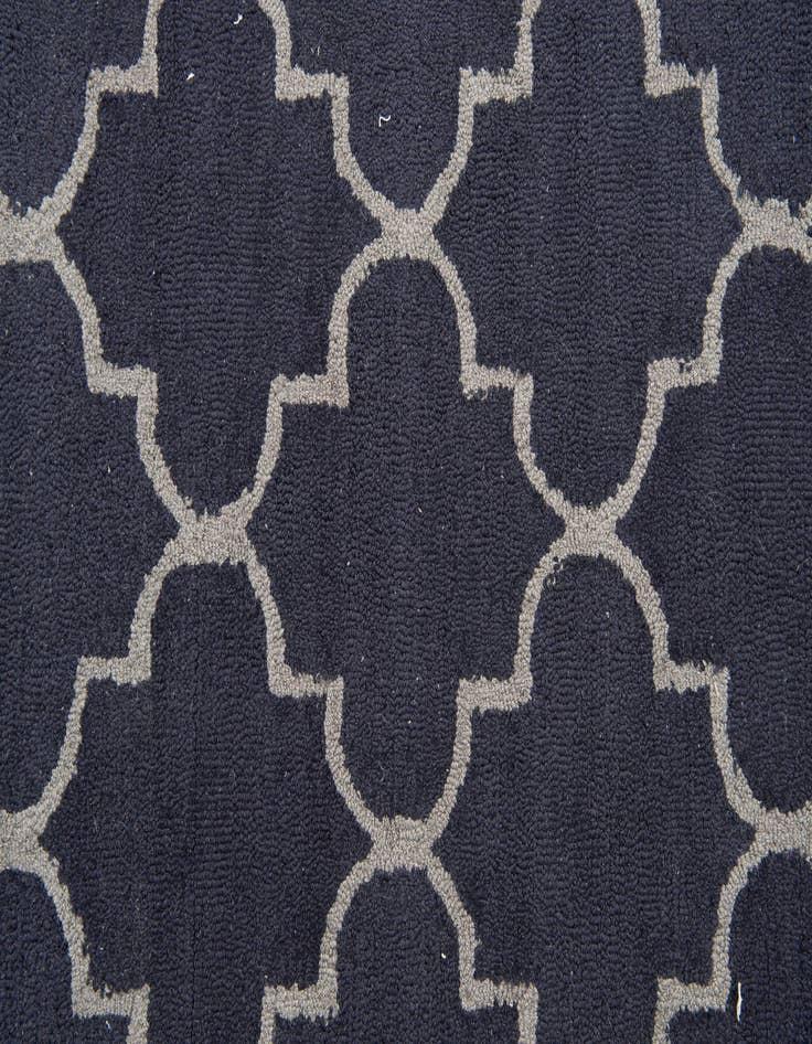 Detail image of 5' 1 x 8' Luna Rug