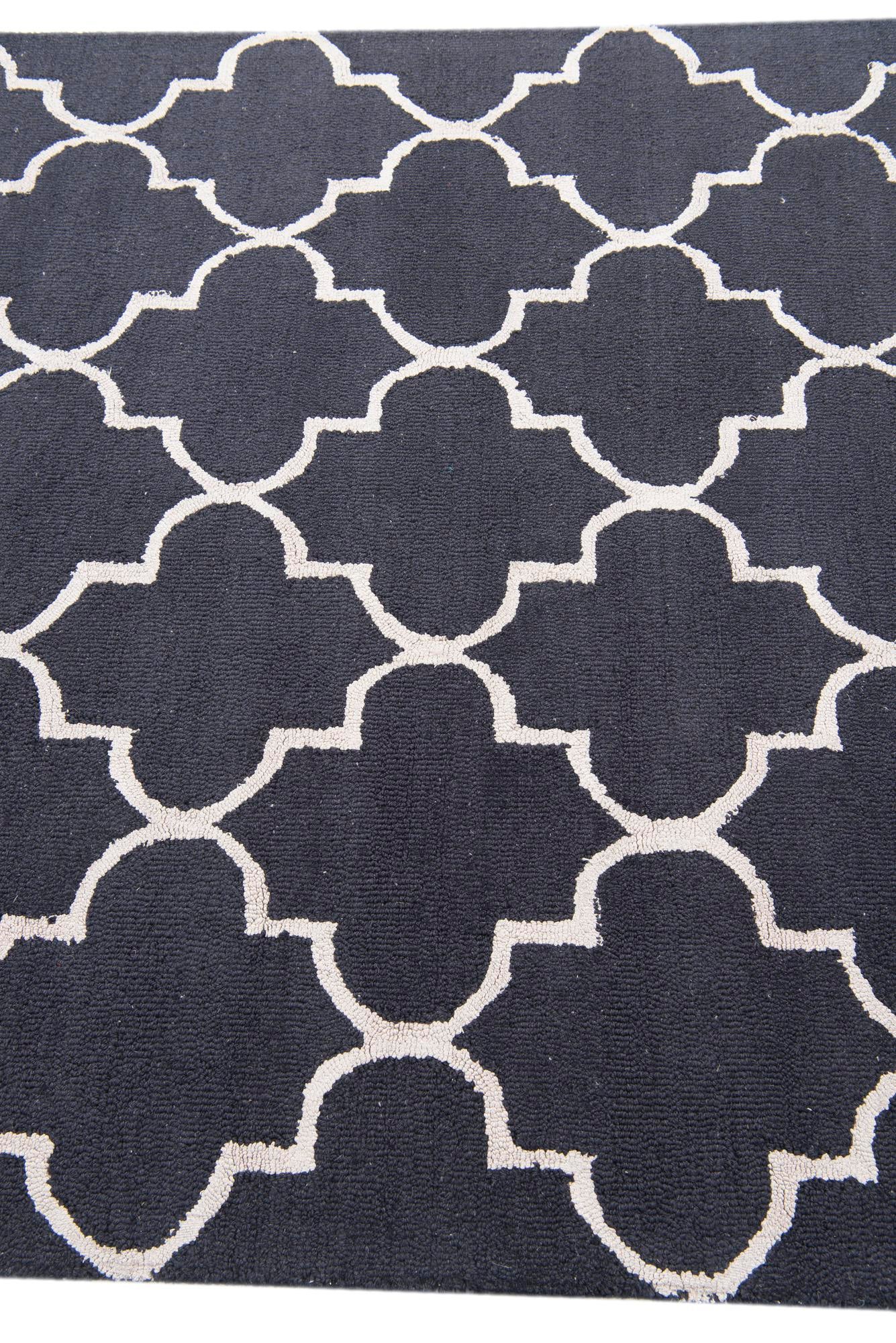 5' 1 x 8' Luna Rug