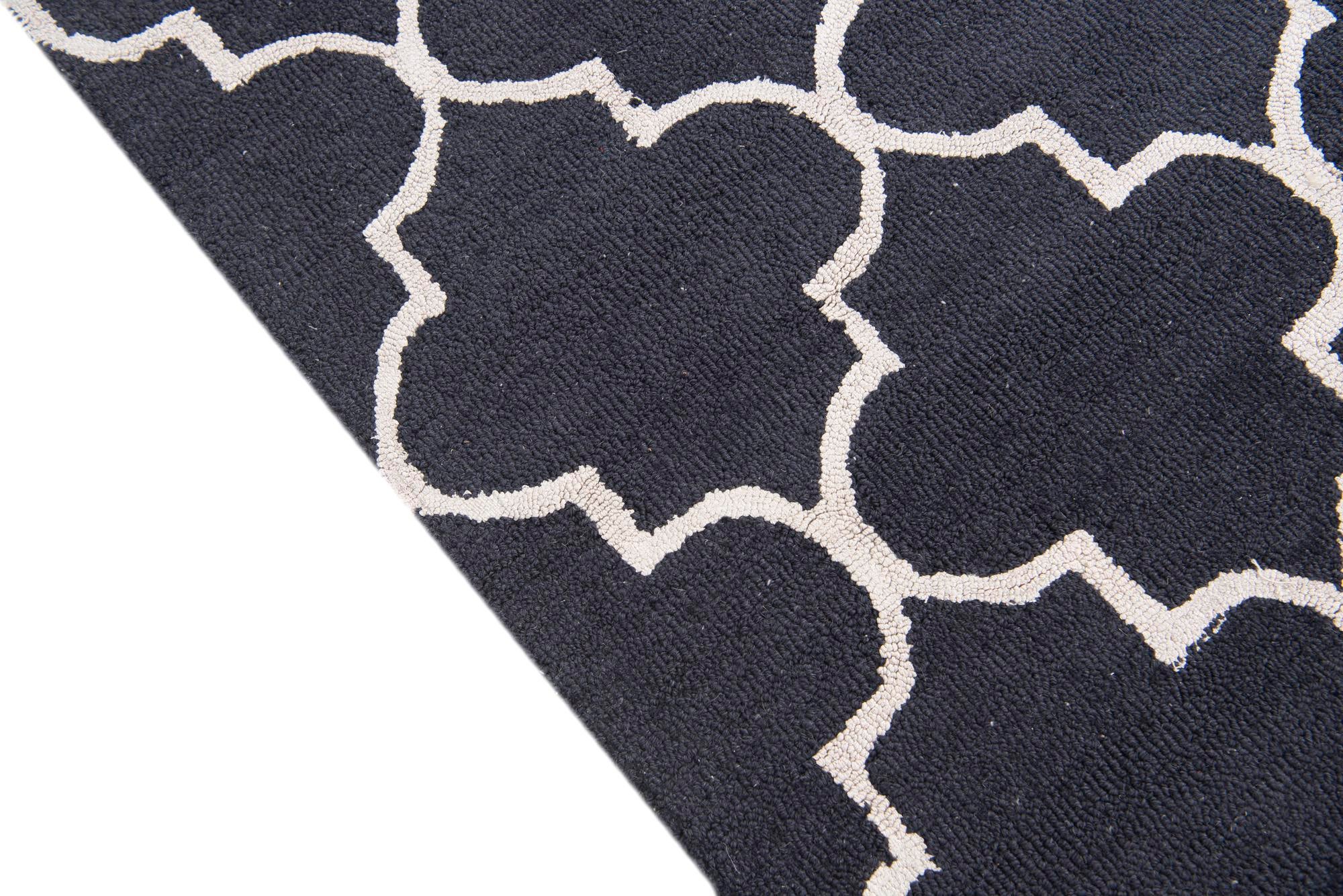 5' 1 x 8' Luna Rug