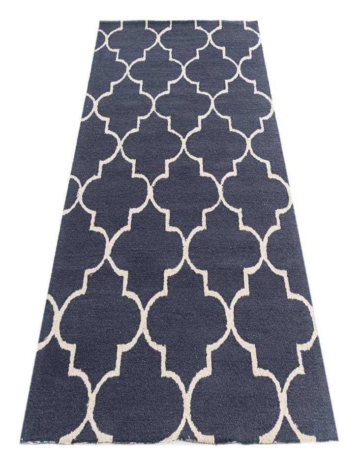 Detail image of 4' x 6' Luna Rug