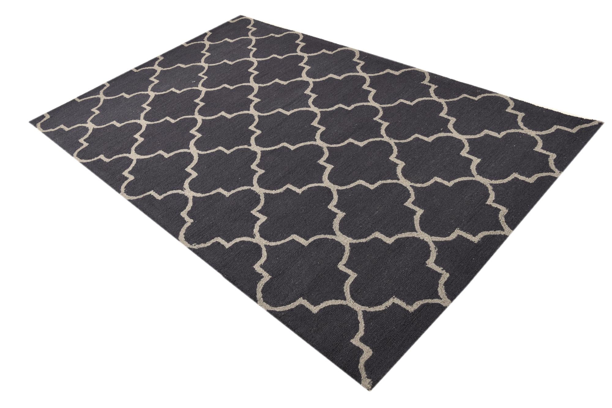 5' x 7' 11 Luna Rug