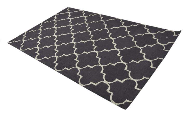 5' 1 x 8' Luna Rug