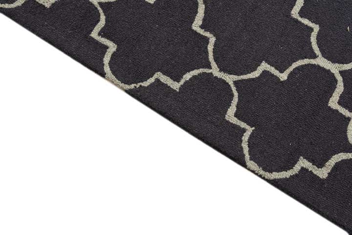 5' 1 x 8' Luna Rug