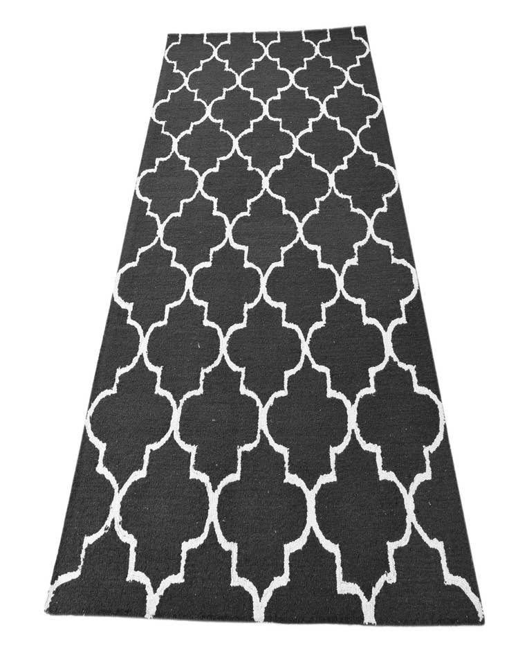 Detail image of 5' 1 x 8' 1 Luna Rug