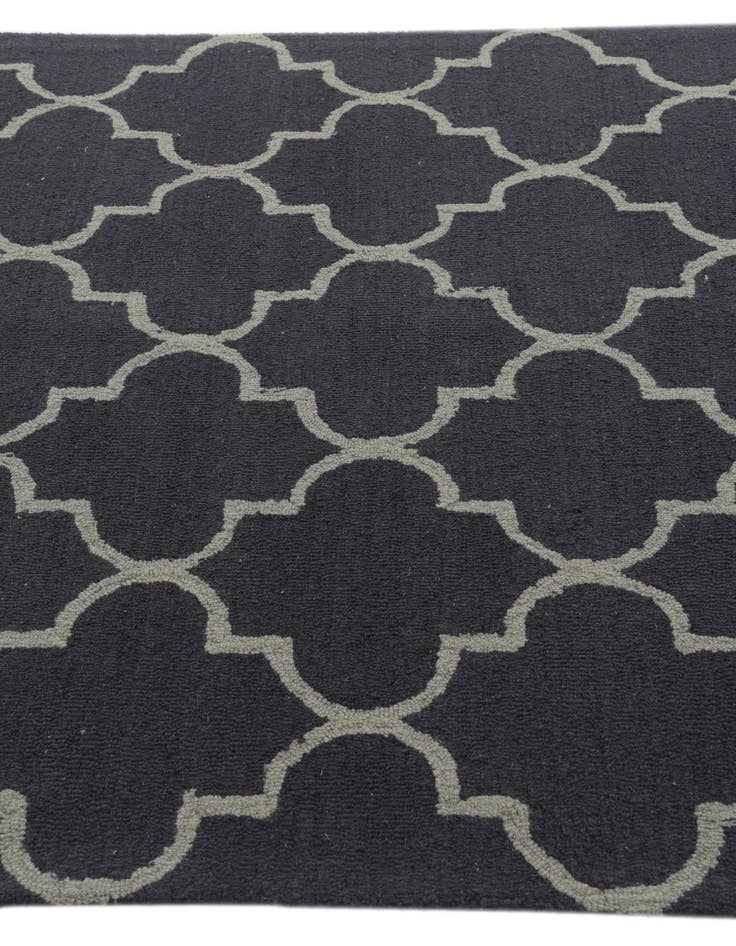 Detail image of 5' x 8' Luna Rug