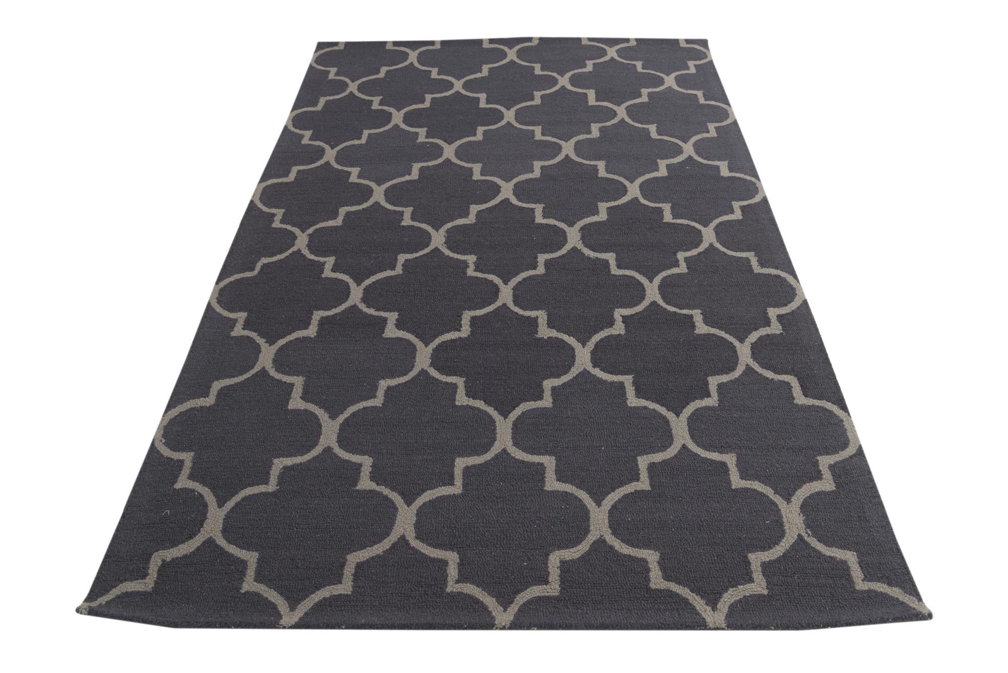 5' 1 x 8' Luna Rug