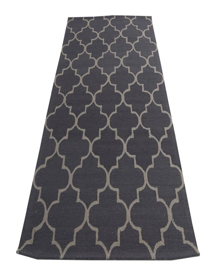 Detail image of 5' 1 x 8' Luna Rug