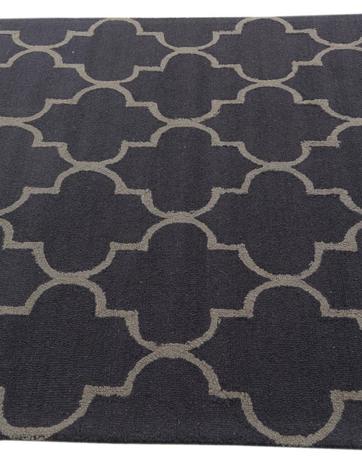 Detail image of 5' 1 x 8' Luna Rug
