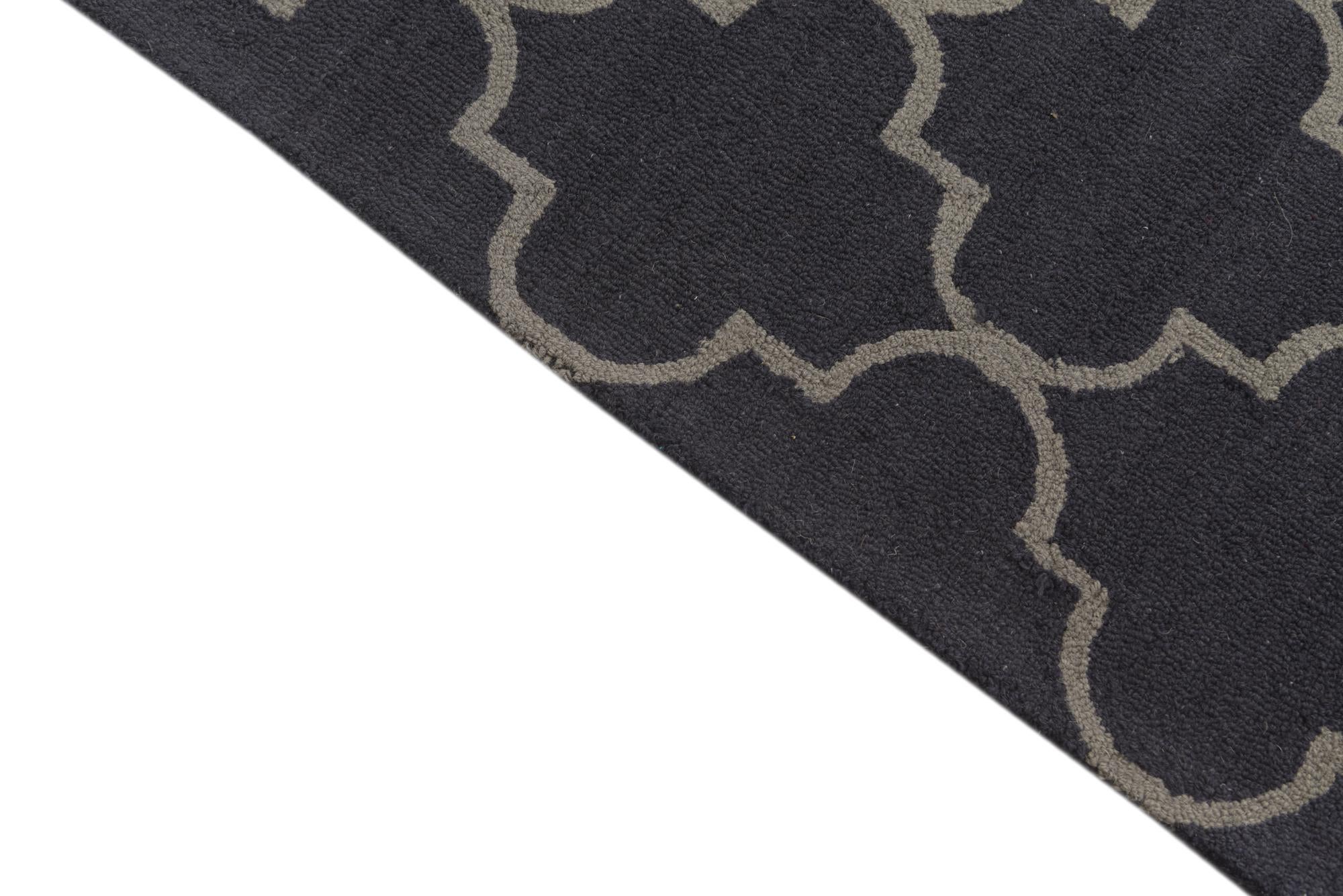 5' 1 x 8' Luna Rug