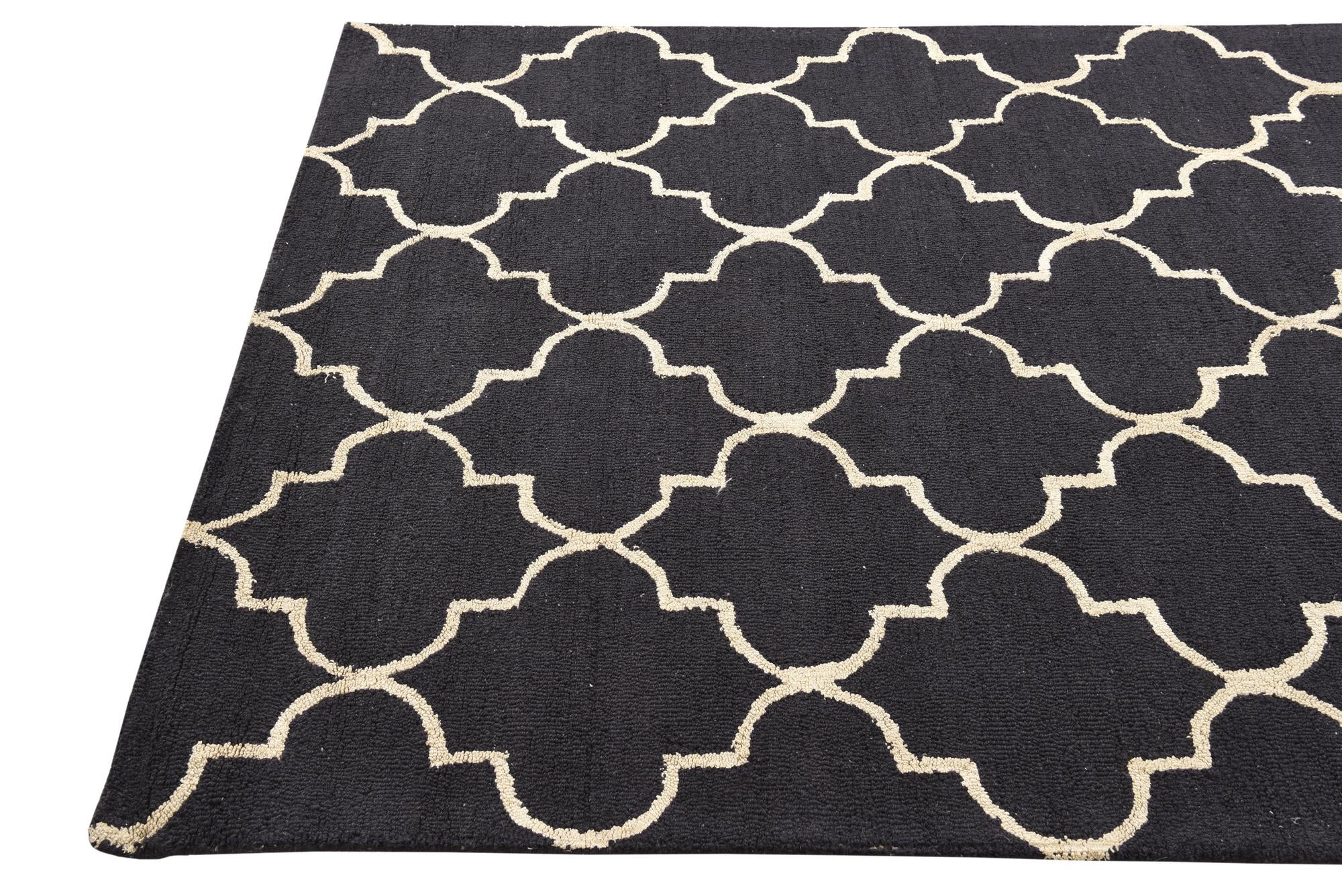 5' 1 x 8' Luna Rug