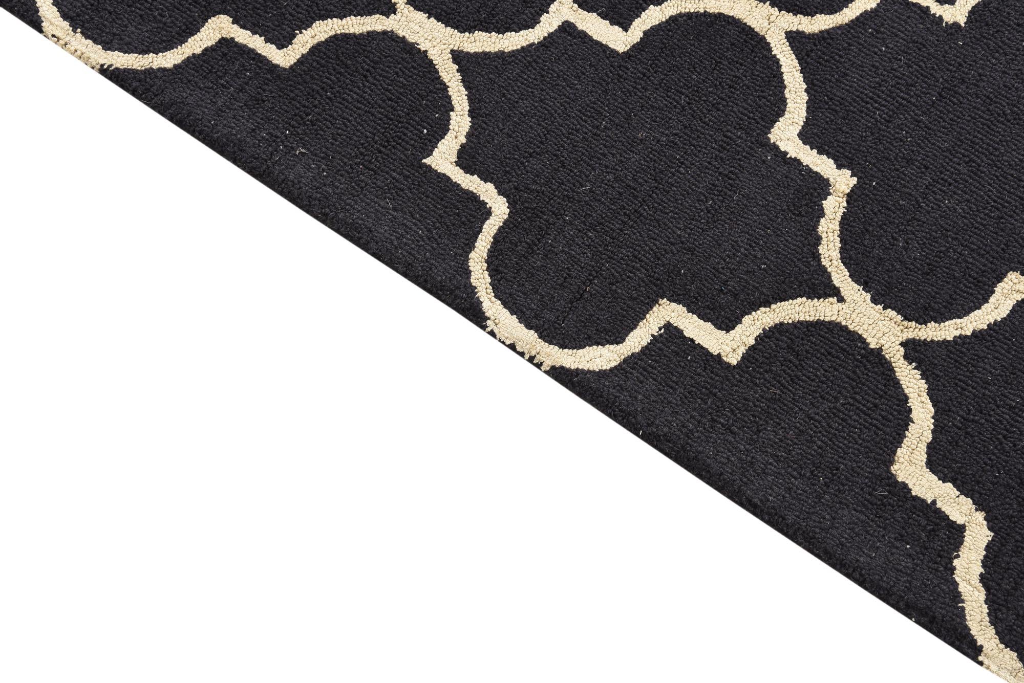 5' 1 x 8' Luna Rug