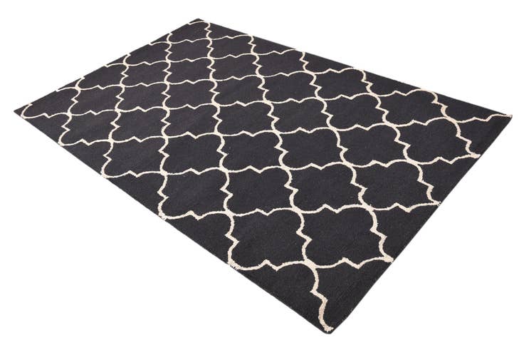 Detail image of 5' x 7' 11 Luna Wool Rug