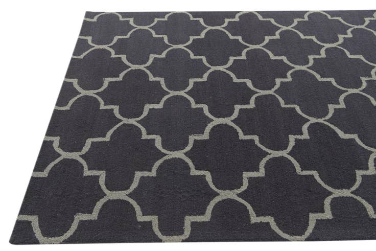 Detail image of 5' 1 x 8' Luna Wool Rug