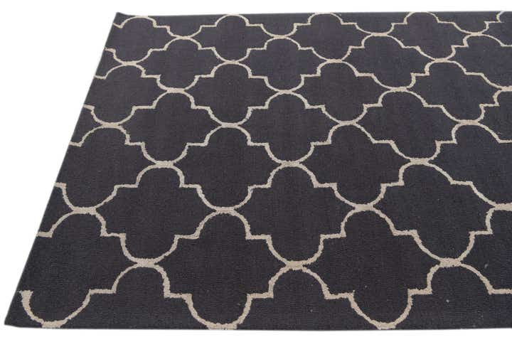 5' 1 x 8' Luna Rug