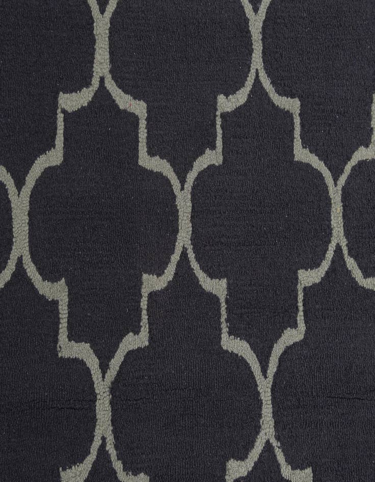 Detail image of 5' x 8' Luna Wool Rug