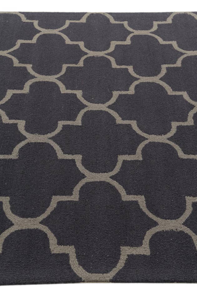 Detail image of 5' 1 x 8' Luna Wool Rug