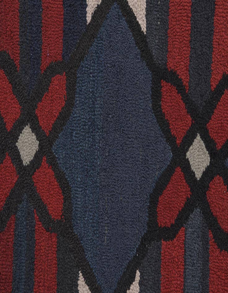 Detail image of 8' x 10' Luna Wool Rug