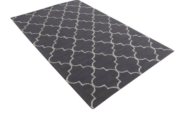 Detail image of 5' x 8' Luna Wool Rug