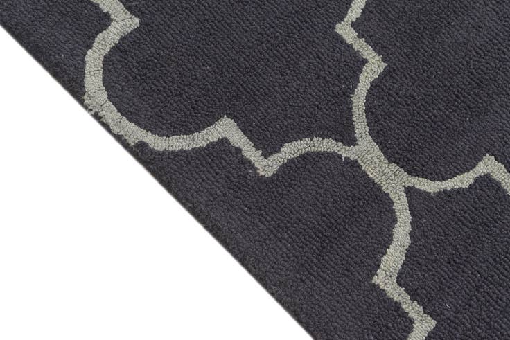 Detail image of 5' x 8' Luna Wool Rug