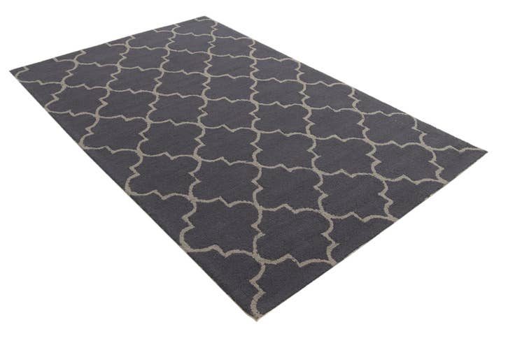 Detail image of 5' x 8' Luna Wool Rug