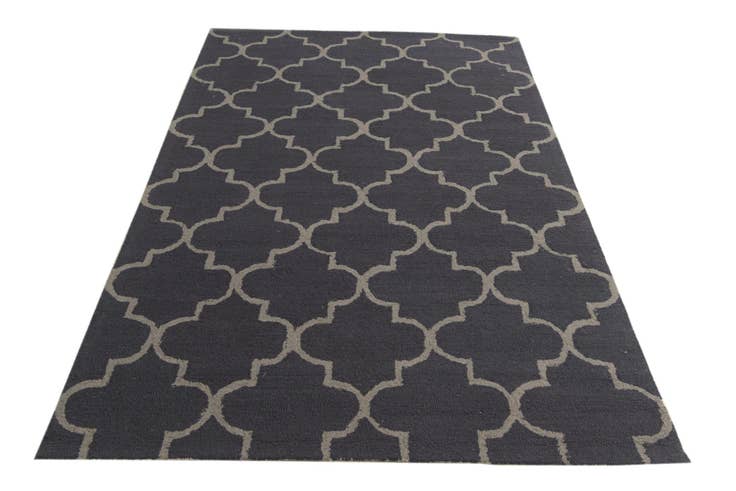 Detail image of 5' x 8' Luna Wool Rug