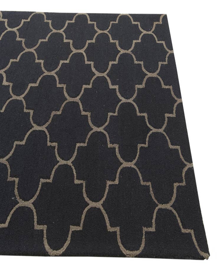 Detail image of 5' 1 x 8' Luna Wool Rug