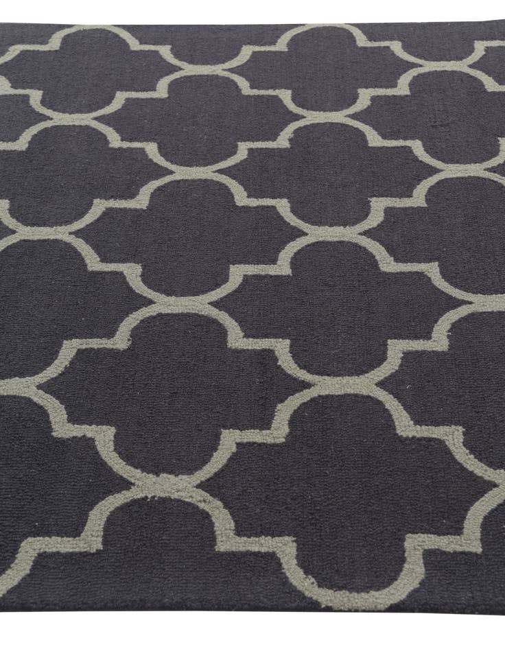 Detail image of 5' x 8' Luna Wool Rug