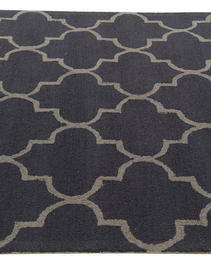Detail image of 5' x 8' Luna Wool Rug