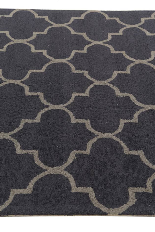 Detail image of 5' x 8' Luna Wool Rug