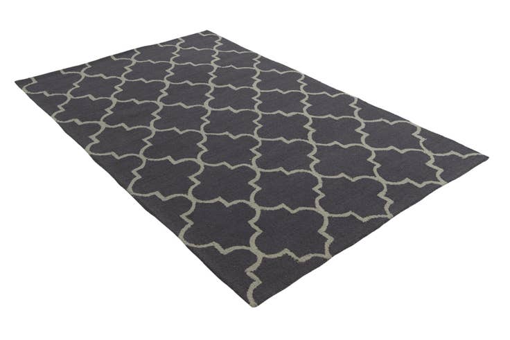 Detail image of 5' x 8' Luna Wool Rug