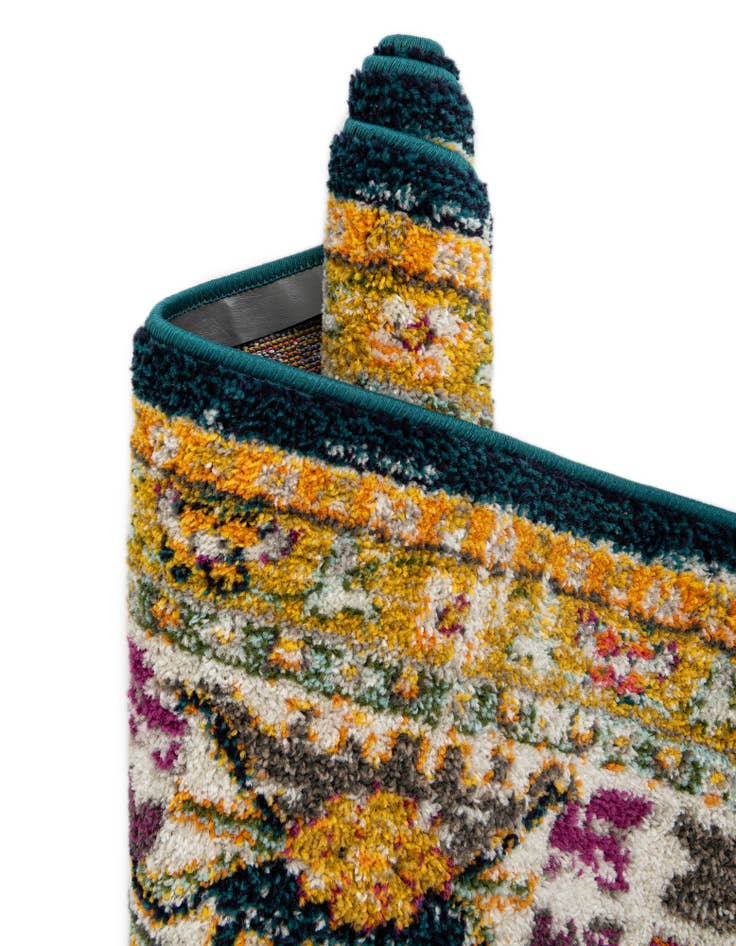 Detail image of 6' x 9' Madeline Rug