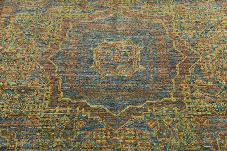 Detail image of 6' 10 x 9' 9 Hand Knotted Mamluk Ziegler Rug